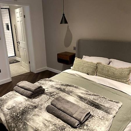 The Retreat, Luxury Studio Apartment In Bath With Parking Ngoại thất bức ảnh