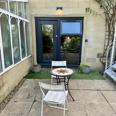 The Retreat, Luxury Studio Apartment In Bath With Parking Ngoại thất bức ảnh