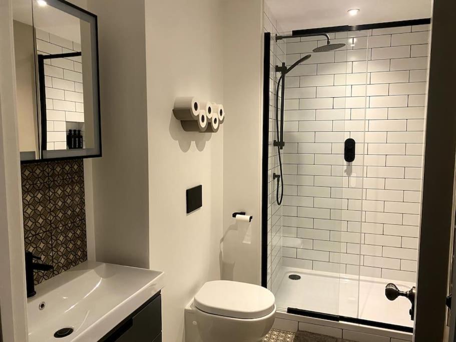 The Retreat, Luxury Studio Apartment In Bath With Parking Ngoại thất bức ảnh